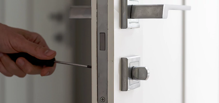 Key Programming Locksmith Open Now in Bostonia, California